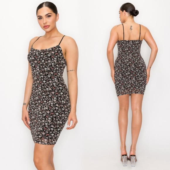 Dresses & Skirts - Foral print summer cami dress with adjustable straps
